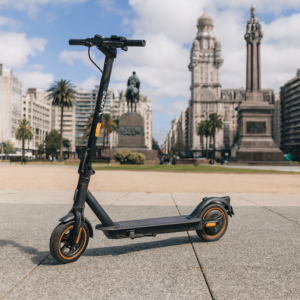 Monopatín Eléctrico Atom Habit Pro 350W 30 km/h 25 km Plegable